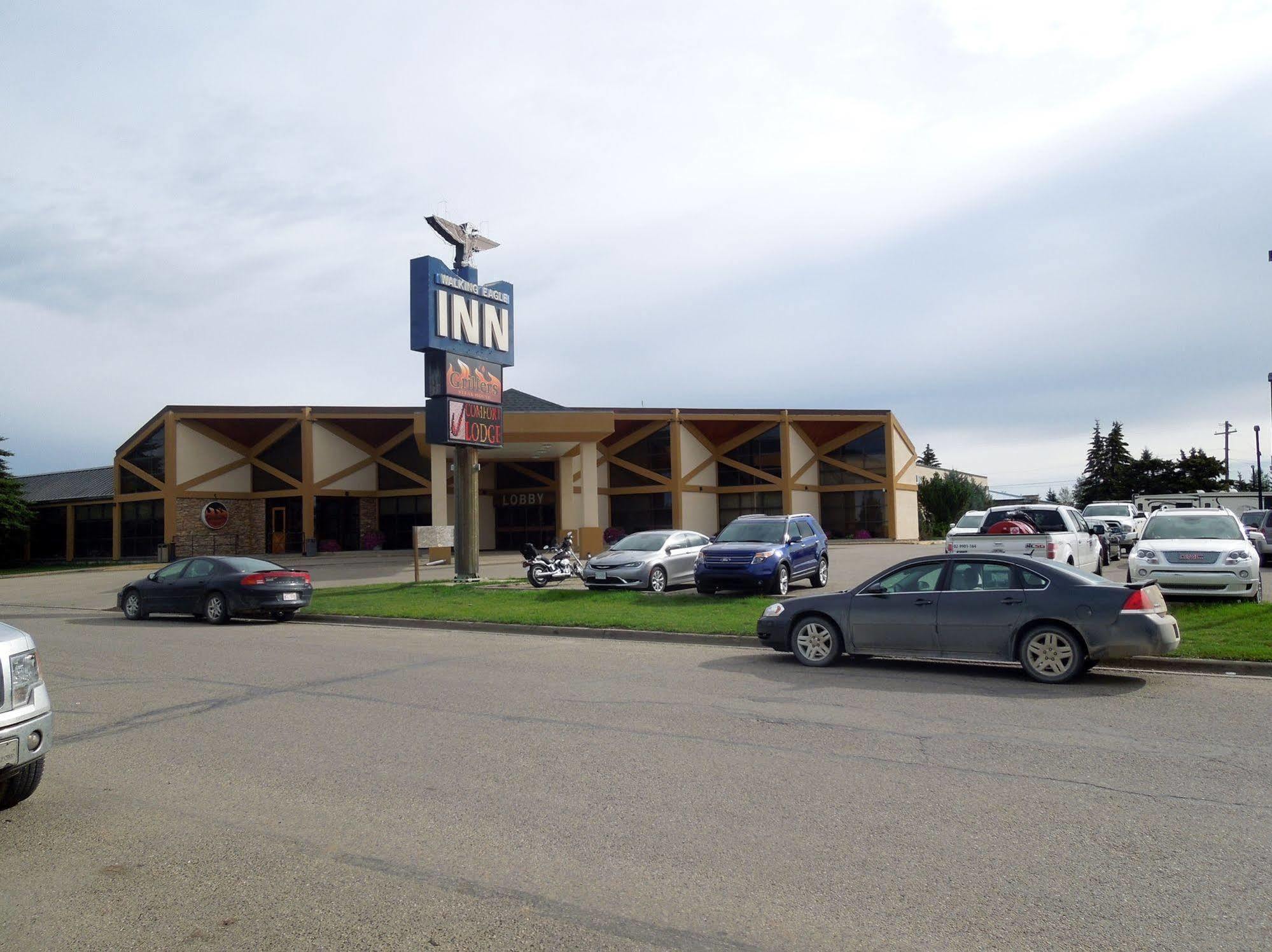 Walking Eagle & Inn 3*
